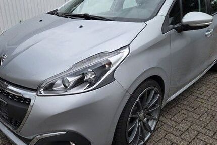 Peugeot 208 115.000 km 6.600 &euro; Castrop-Rauxel 44581