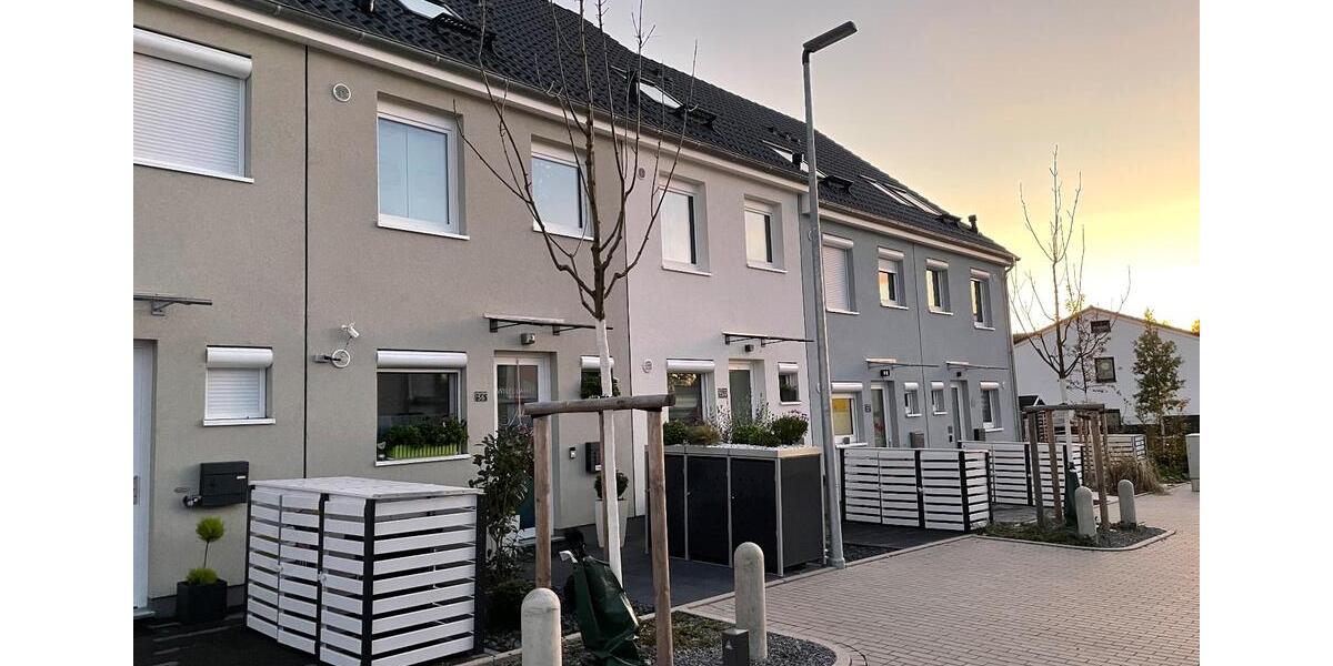 Reihenhaus Gelsenkirchen Ückendorf - 5.5 Zimmer, 130 m&sup2;, 399.000&euro; | Angebot:25538473