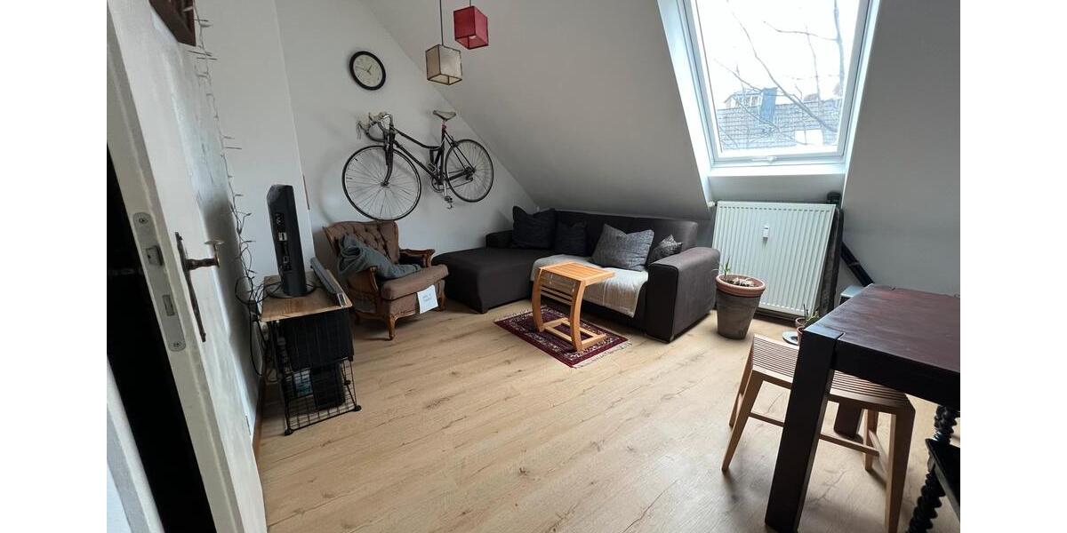 Dachgeschoßwohnung Witten - 2 Zimmer, 40 m&sup2;, 770&euro; | Angebot:26271009