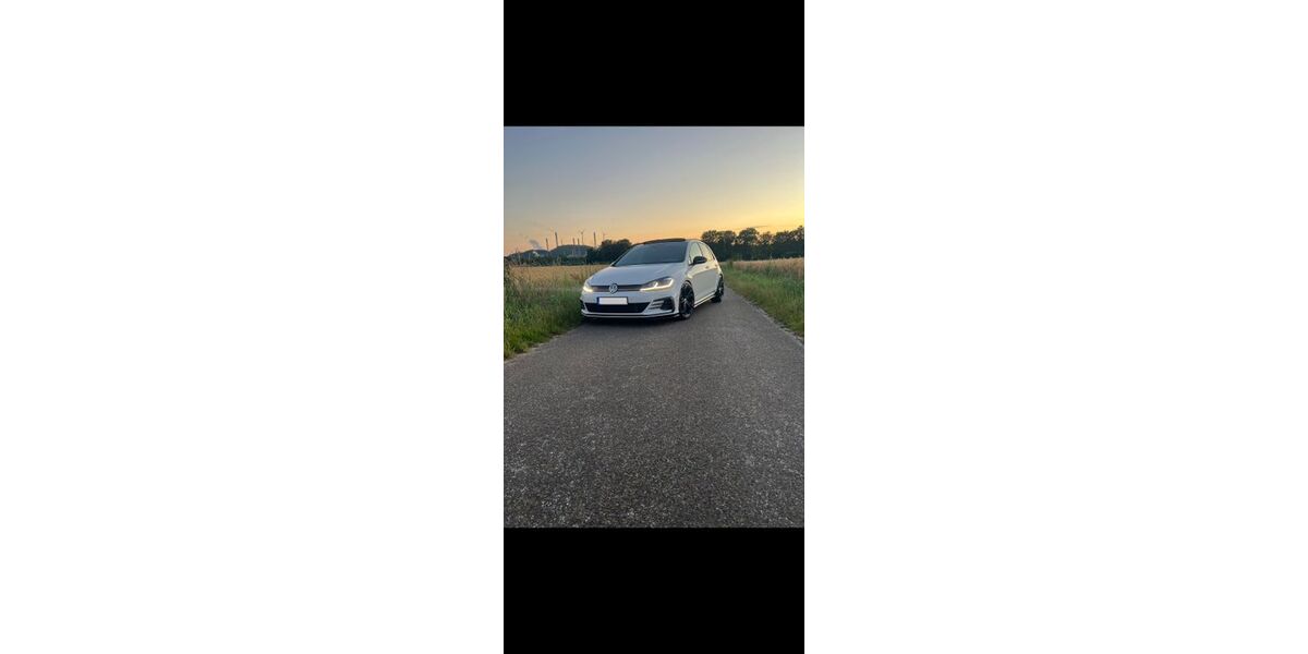 VW Golf 124.000 km 24.900 &euro; Herten 45699