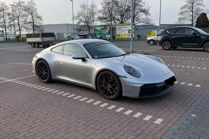 Porsche 992 3.781 km 180.000 &euro; Oberhausen 46049