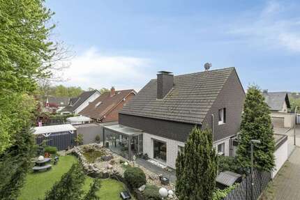 Haus zum Kaufen in Castrop-Rauxel 698.500 € 162 m²
