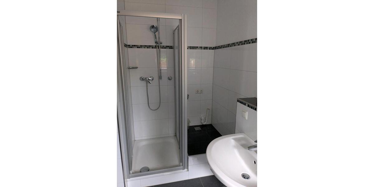 Erdgeschoßwohnung Duisburg Mittelmeiderich - 3 Zimmer, 70 m&sup2;, 580&euro; | Angebot:26231899