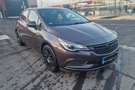 Opel Astra 121.000 km 8.990 &euro; Duisburg 47055