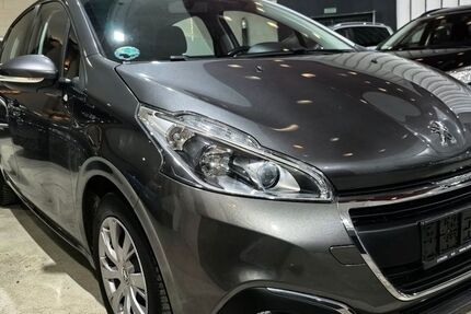 Peugeot 208 76.080 km 8.000 &euro; Voerde 46562