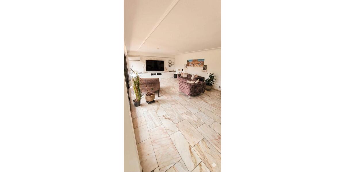 Einfamilienhaus Wesel - 8 Zimmer, 200 m&sup2;, 2.500&euro; | Angebot:26595947