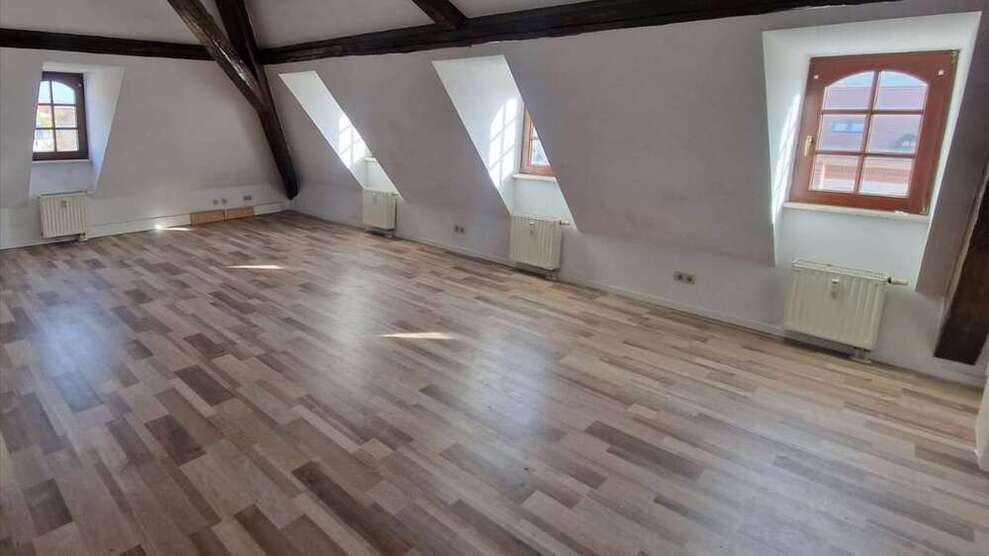 Wohnung zum Mieten in Löbau 546 € 91 m²